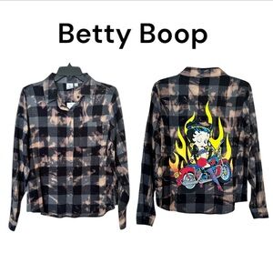 NWT Betty Boop Graphic Black/Gray Plaid Bleach Wash Flannel Shirt Sz XS
